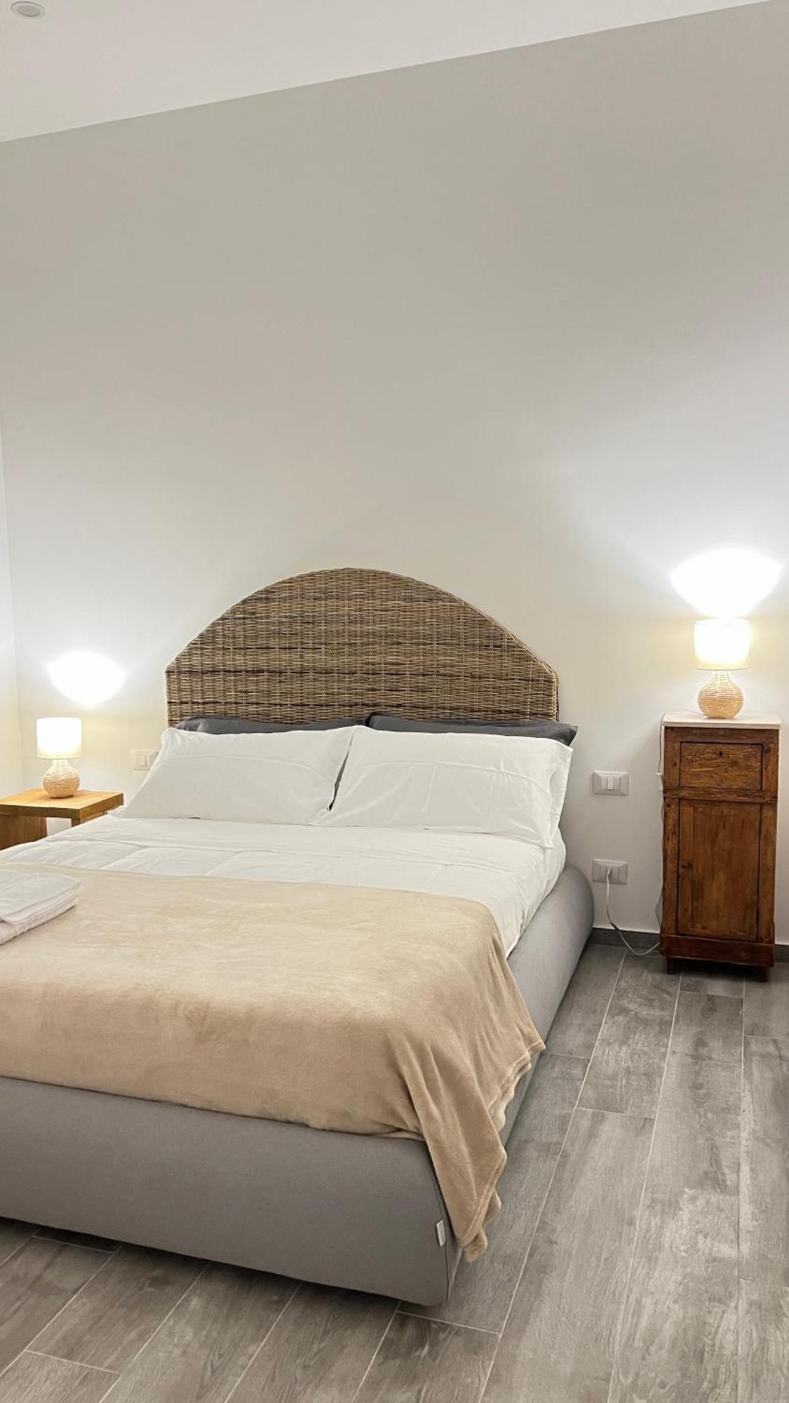 Dimora Donna Vitalia Apartments Trapani Ngoại thất bức ảnh