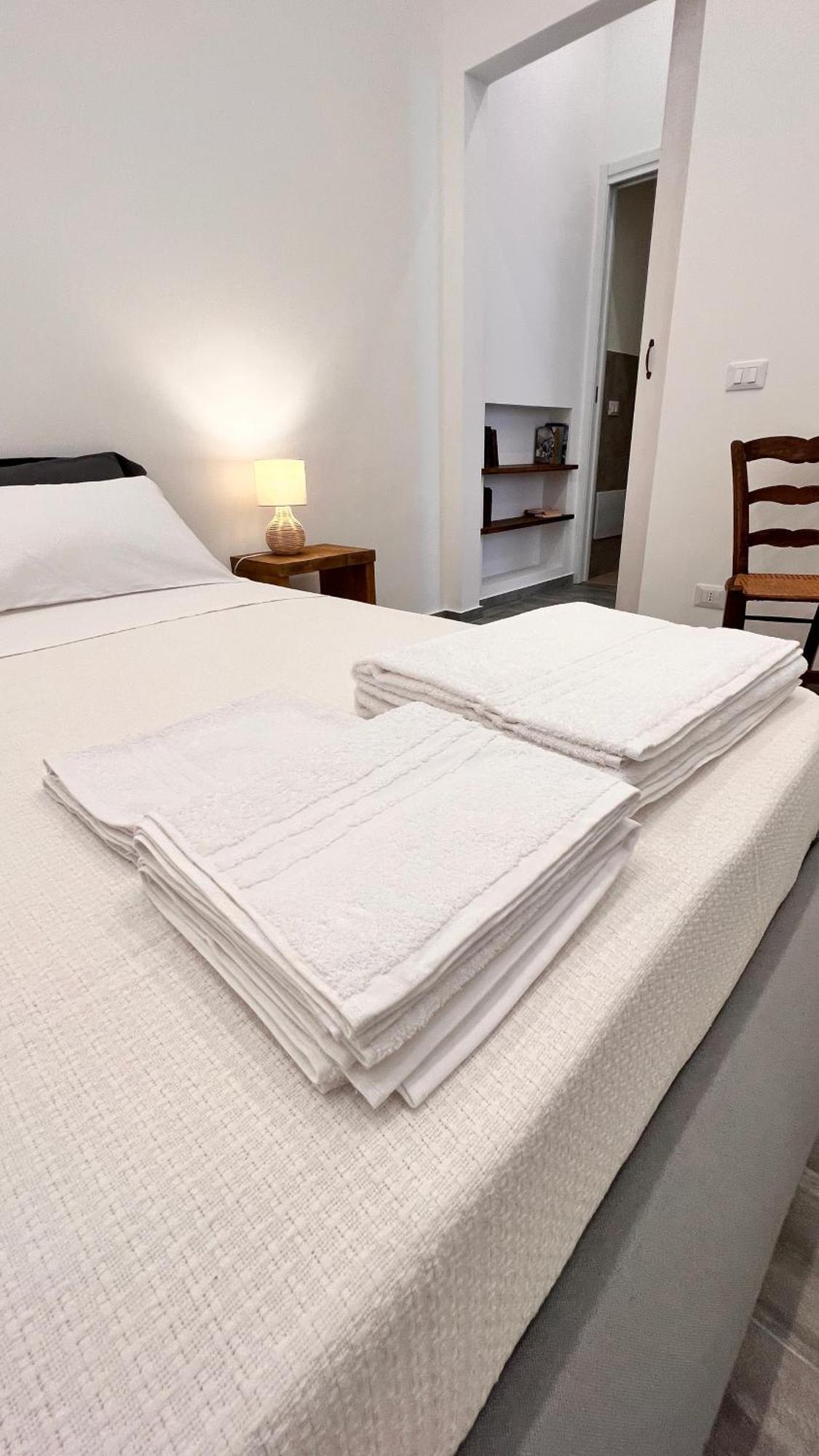 Dimora Donna Vitalia Apartments Trapani Ngoại thất bức ảnh